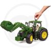 Bruder John Deere 7R 350 homlokrakodóval