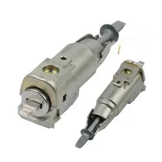 VW 013 zár