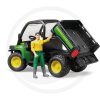 Bruder John Deere Gator XUV 855D sofőrrel